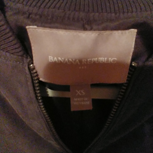 COPY - Banana Republic bomber jacket - Picture 2 of 4